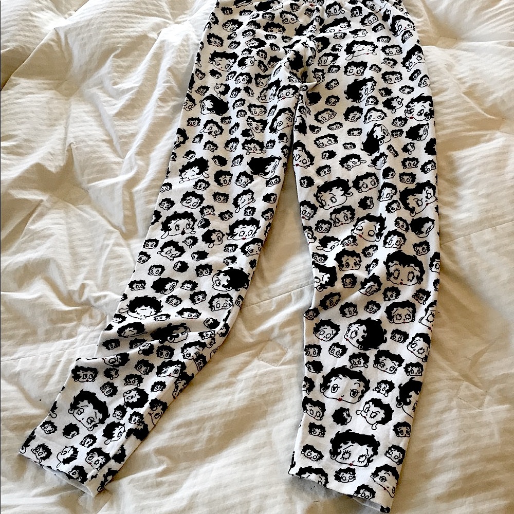 Women's / Jrs  BETTY BOOP   Leggings   size M